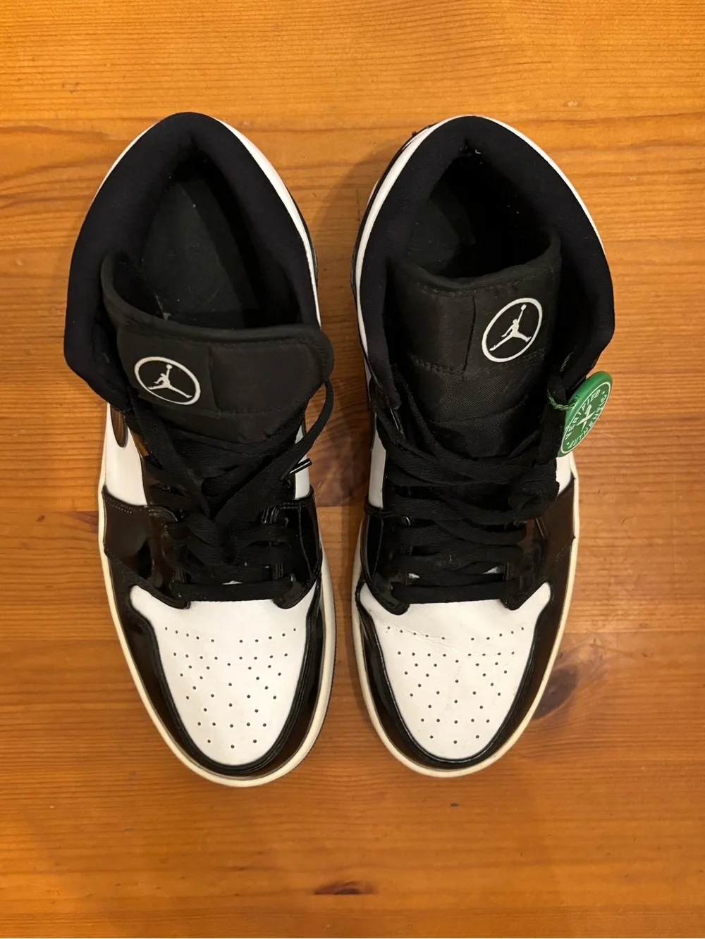 Jordan Men’s High-Top Sneakers in Black and White (size: 11)